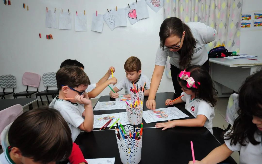 Você sabe o que é uma Escola de Educação Cristã?